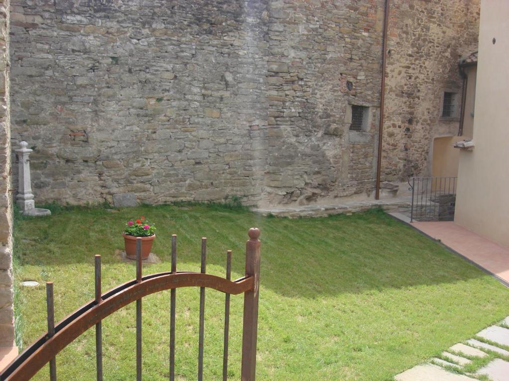 B&B Antica Trattoria Al Principe Ареццо Экстерьер фото